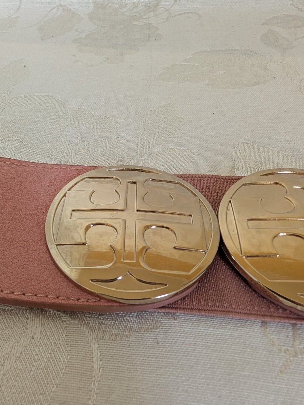 Wide Belt  Elastic & PU leather Fashion Belt w/ Gold Medallion closure